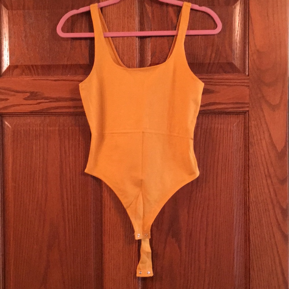 NWT Garage tank bodysuit size small